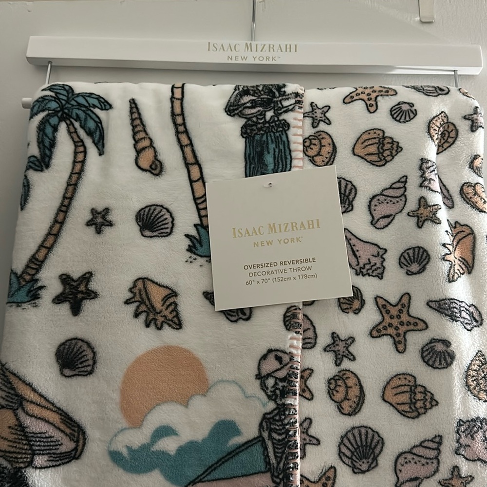 Isaac Mizarth Summerween Skeleton Blanket NWT